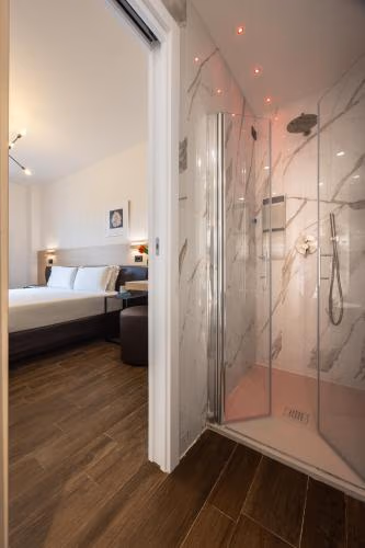 Globus Urban Hotel — photo 7