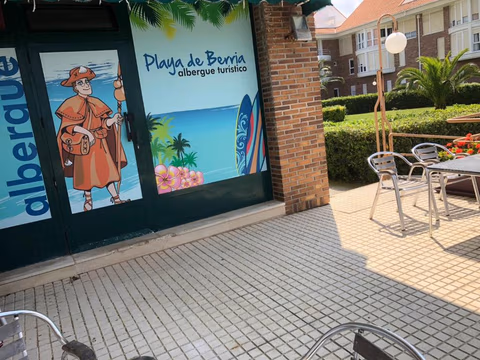 Albergue Turistico Playa de Berria — foto 1