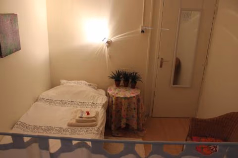 Desokkeraai - Sauna & Hottub privé appartement in schuur — foto 9