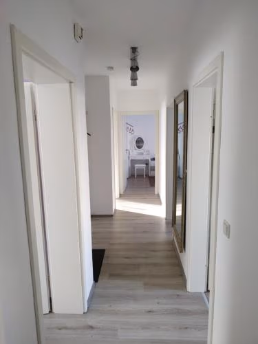 Geräumige 4 Zimmer Wohnung an den Kaiserthermen — foto 4