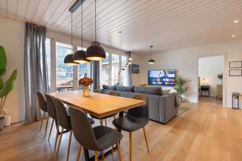 Scenic Apartment with Balcony View & Free Parking — foto 5