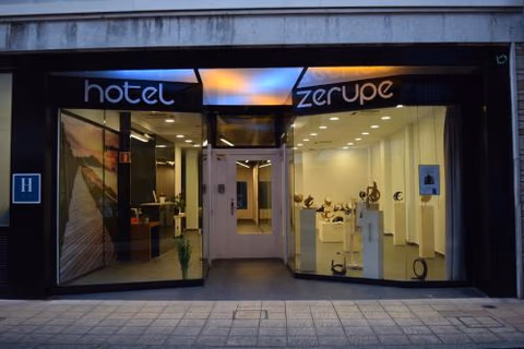 Zerupe Hotel — foto 1