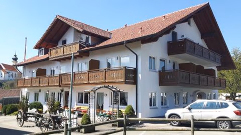 Gasthof "Zum Strauß" — foto 1
