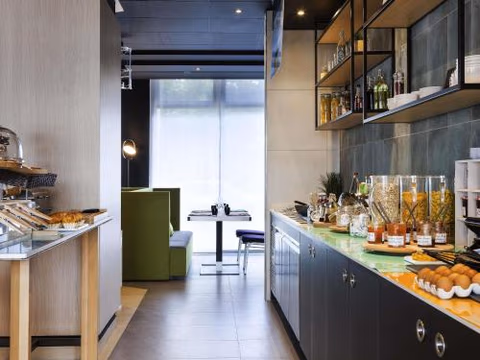 Novotel Tours Centre Gare — foto 2