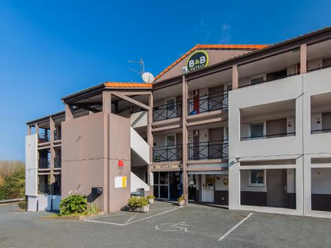 B&B HOTEL Bayonne — foto 1