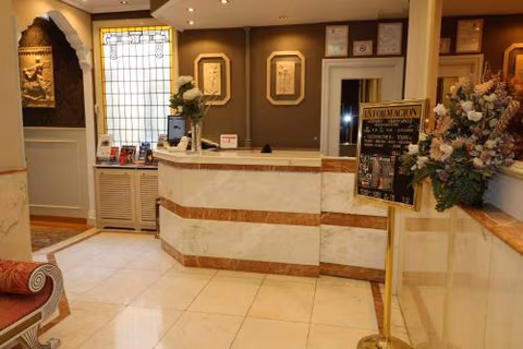 Hostal Hispano - Argentino Gran Vía — photo 6
