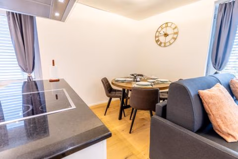 Jasminkas Host 3 - Stadtwohnung mit Küche & gratis Parkplatz — foto 5