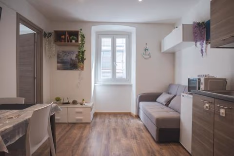 [Largo Barriera] Elegant Apartment *Netflix+WiFi* — photo 8