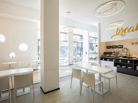 B&B Hotel Savona — photo 7