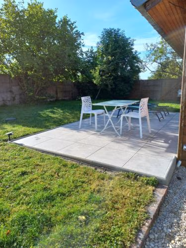 "Le Studio" climatisation Parking Privé Restauration Proche des lacs — foto 3