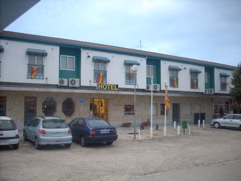 Hotel Corona de Castilla — photo 1
