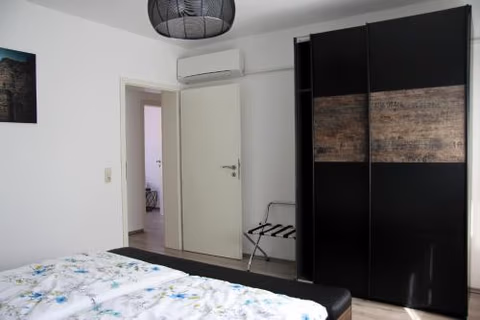 Geräumige 4 Zimmer Wohnung an den Kaiserthermen — foto 7