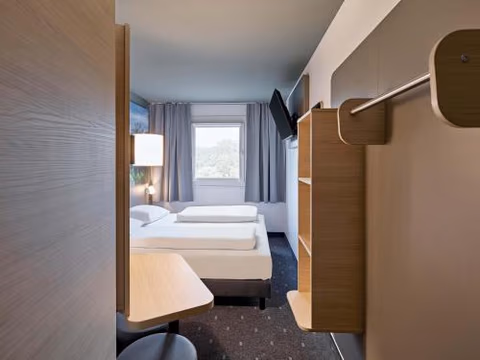 B&B HOTEL Köln-Porz — photo 8
