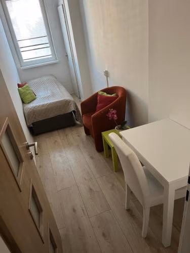 Budget Single Room Old Town — photo 2
