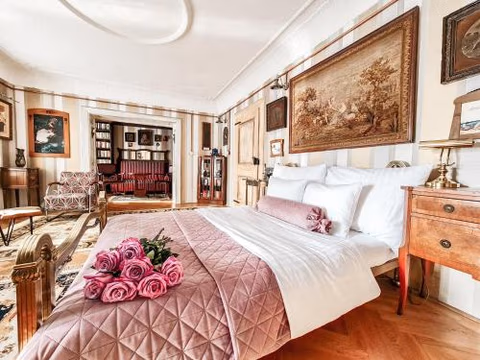 Divná pani Luxury Gallery Rooms — foto 1