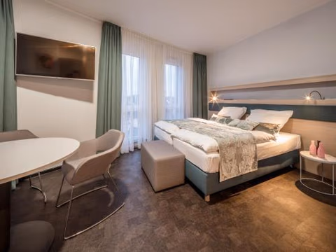 RS-HOTEL - smart & modern Hotel Apartments — photo 9