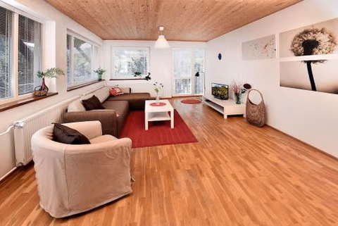Priestranný, svetlý apartmán — foto 5