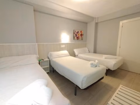 Hostal Albero by gaiarooms — foto 4