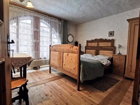 Chasa de Capol - Historische Gaststätte & Weinkellerei — foto 2