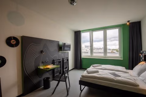 MEININGER Hotel Dresden Zentrum — photo 2