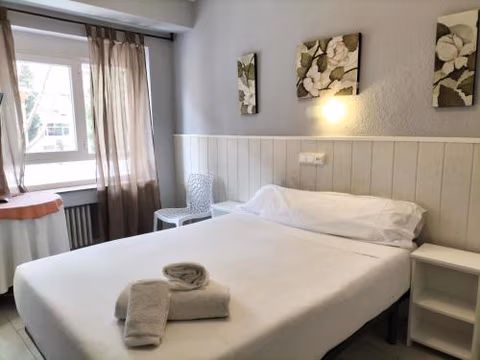 Hostal Albero by gaiarooms — foto 8