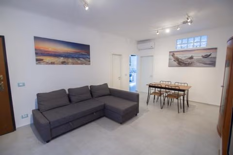 Appartamento piazza Buccelli a 10 mt dal mare — photo 4