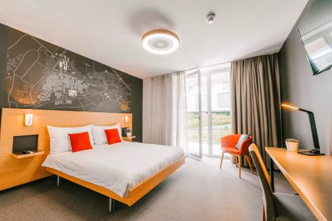 SwissTech Hotel — foto 1