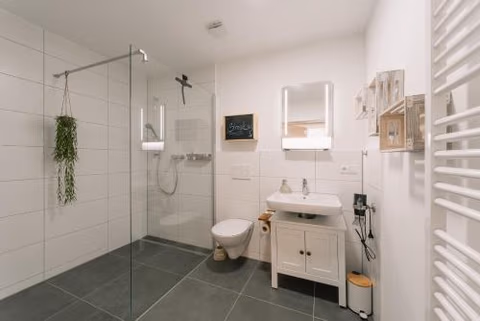 Modernes 2-Zimmer Themen-Apartment im Zentrum — foto 4
