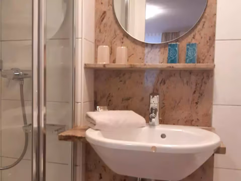 Hotel Anker - Spanische Weinstube — foto 5