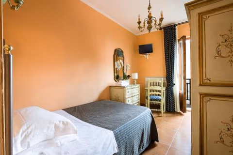 Hotel La Cisterna — foto 2