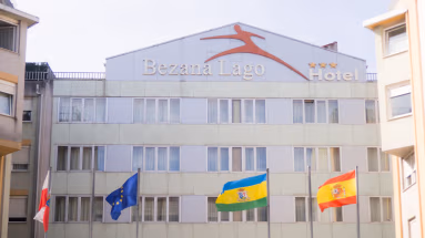 Hotel Bezana Lago — foto 1