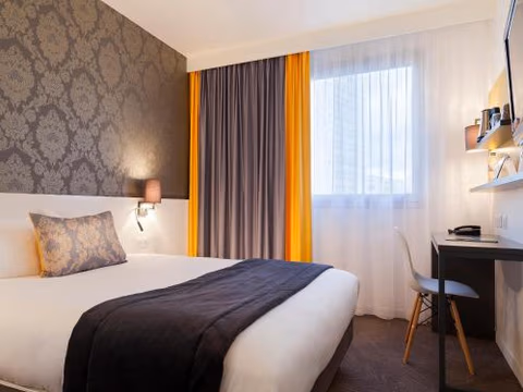 Hotel Kyriad Tours St Pierre des Corps Gare — foto 1