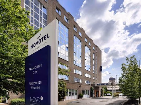 Novotel Frankfurt City — foto 1