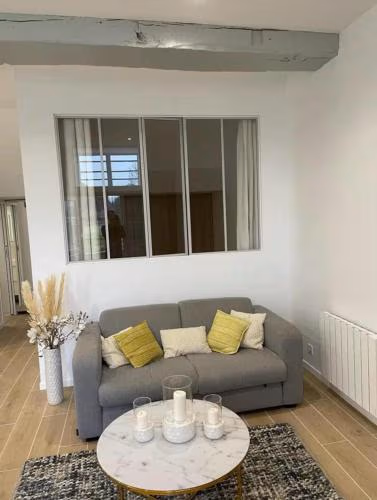 Superbe 2 pièces refait à neuf idéalement situé — foto 5