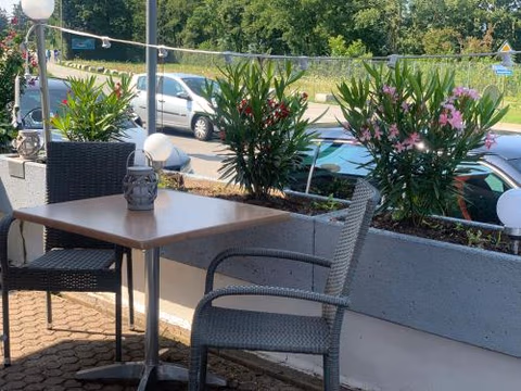 Swiss Hotel Krummen Eich Pratteln Free Parking — foto 4