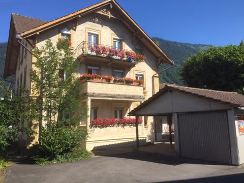 Walters Hostel Interlaken — foto 1