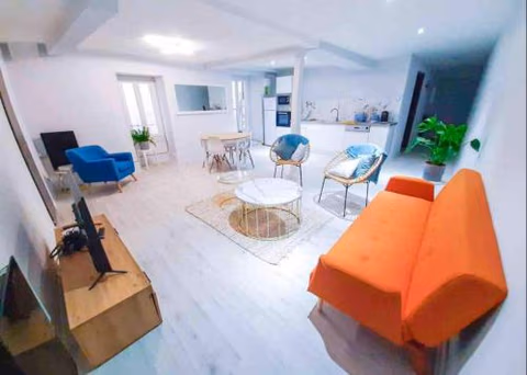 Le Nuits Saint Georges — foto 1