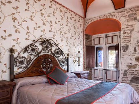 Hotel Las Palmeras by Vivere Stays — photo 3