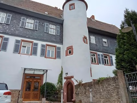 Huttenschloss — foto 4