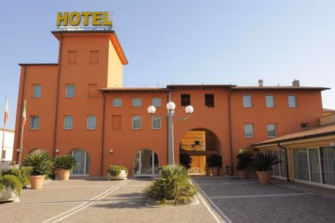 Hotel Plazza — foto 1