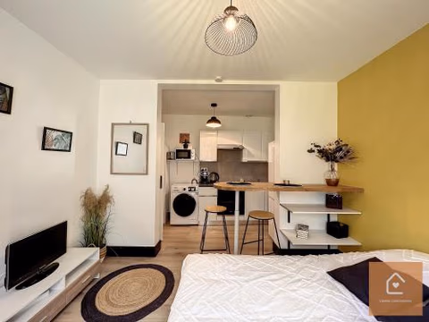 Yellow Studio - Arrivée Autonome — foto 2