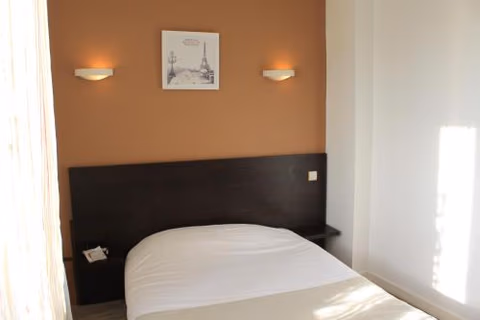 Hôtel de Paris - Dijon Centre Gare — foto 1
