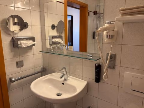 Hotel Germania — foto 9