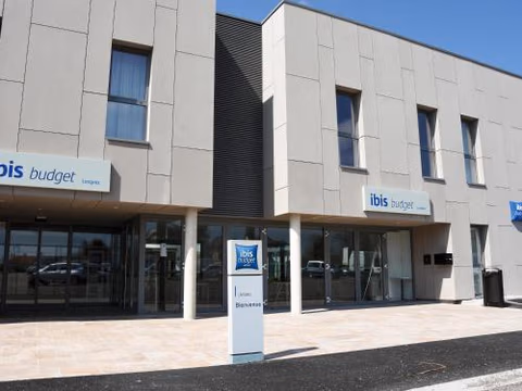 ibis budget Langres — foto 1