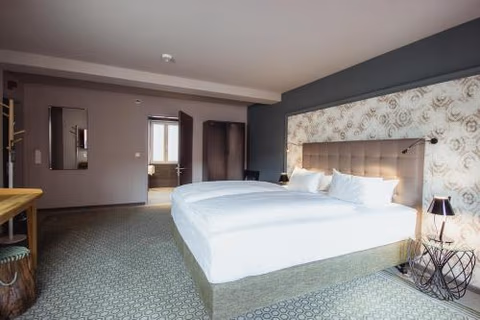 Hotel Goldene Traube - by Neugart — foto 2