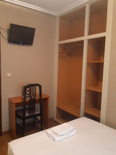 Pensión Serafín — foto 4