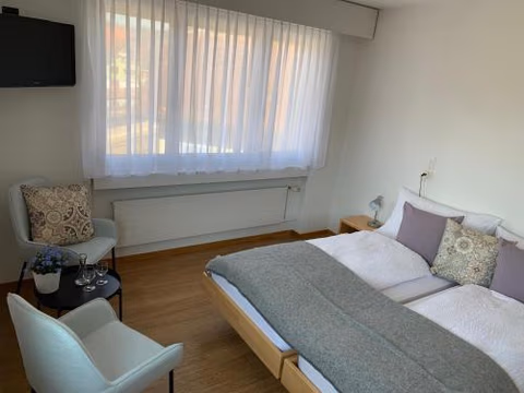 Hotel B&B Stossplatz anytime and easy self Check-in — foto 4
