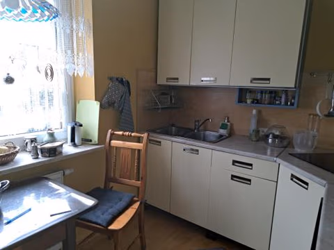 Pokój w domu z oranżerią i śniadaniem — foto 7
