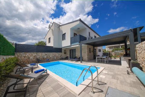 Holiday house ZOROO with private pool — foto 1