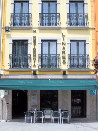Hostal Linares — foto 1